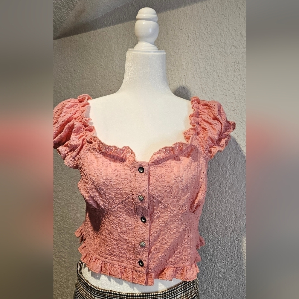 POL Pink Eyelet Crop Top Size Small